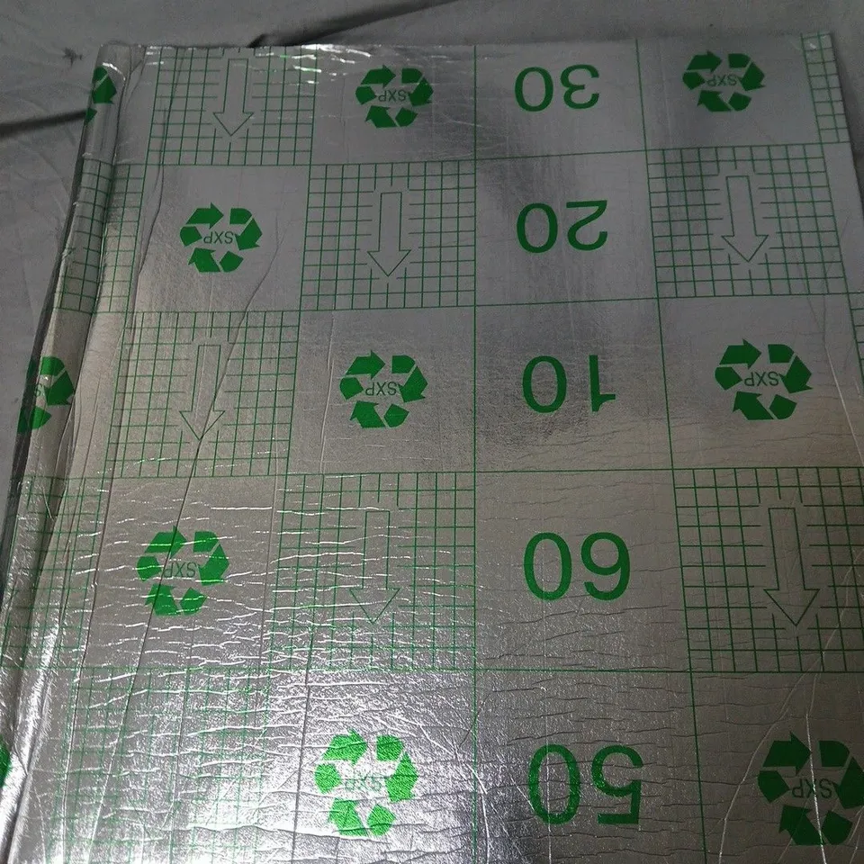 4 X GREY SPECKLED CARPET TILE – 50X50CM. APPROXIMATELY 4 TILES PER PACK