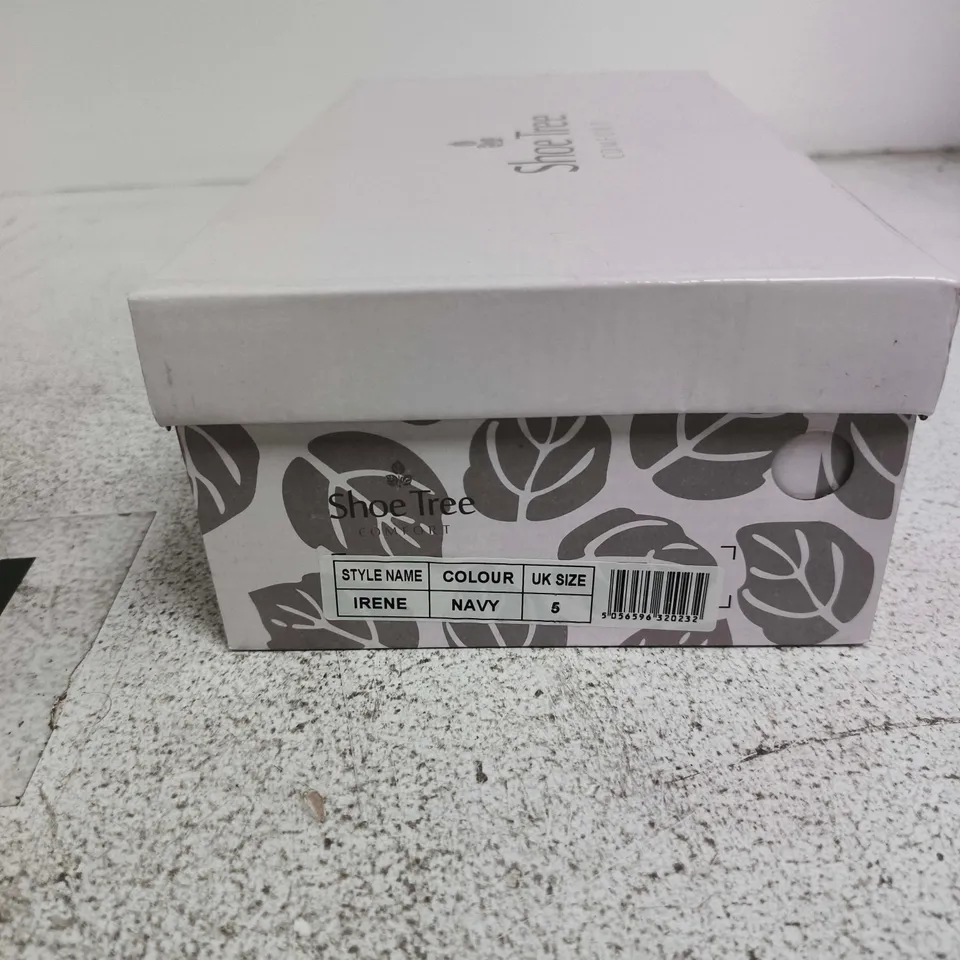 SHOE TREE COMFORT IRENE NAVY – WOMEN'S SHOES, UK SIZE 5, BOXED