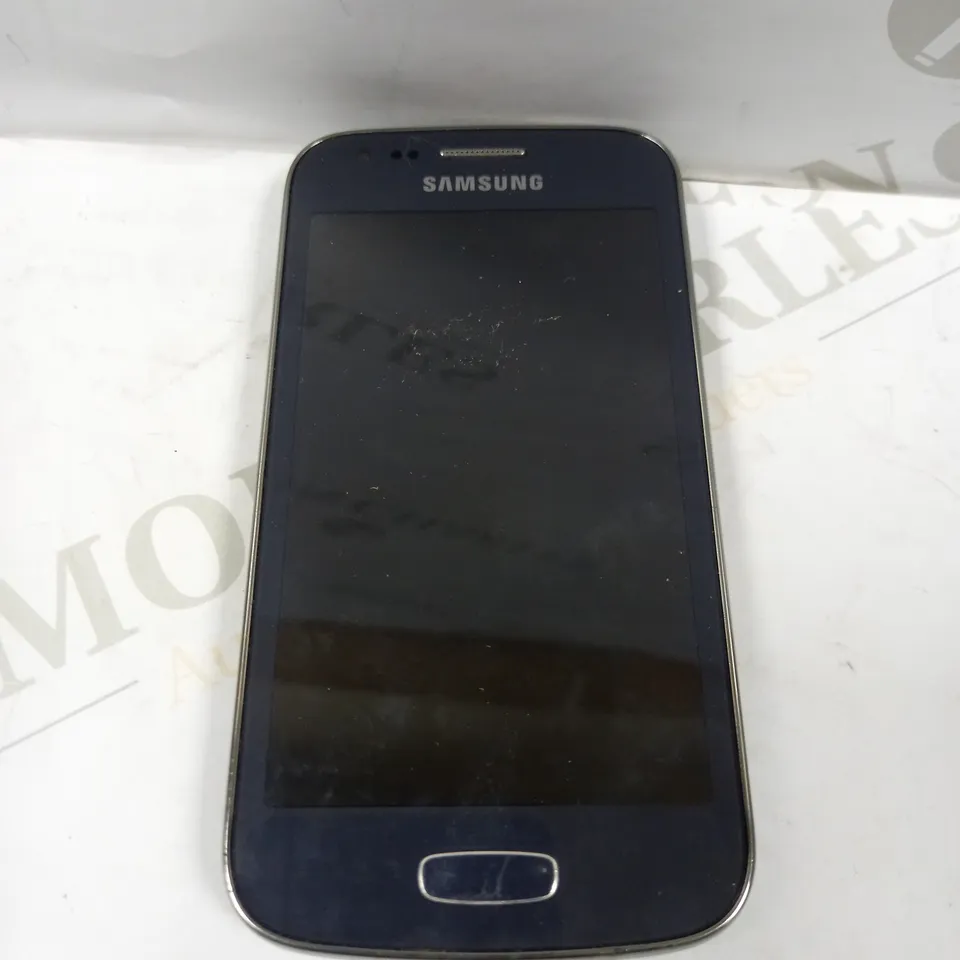 SAMSUNG GALAXY ACE 3 (GT-S7275R)