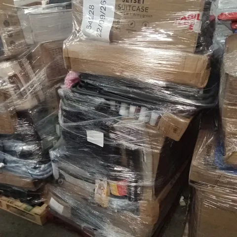 PALLET OF ASSORTED E-COMMERCE GOODS AND PRODUCTS TO INCLUDE; SUITCASES/CABIN BAGS, CAMPING CHAIRS, BIN BAGS, DEHUMIDIFIER PACKS ETC