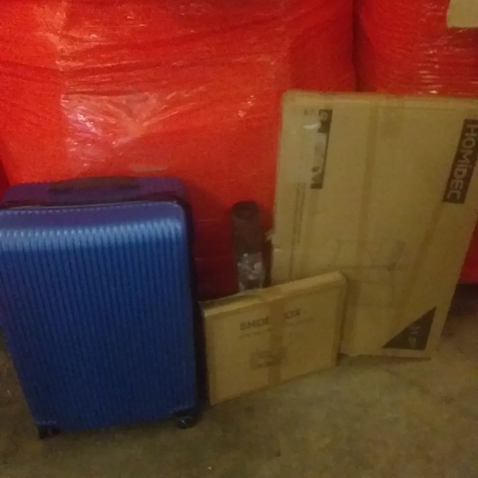 PALLET OF ASSORTED ITEMS INCLUDING SUIT CASE, SHOEBOX, FLOOR MAT, STUDY DESK