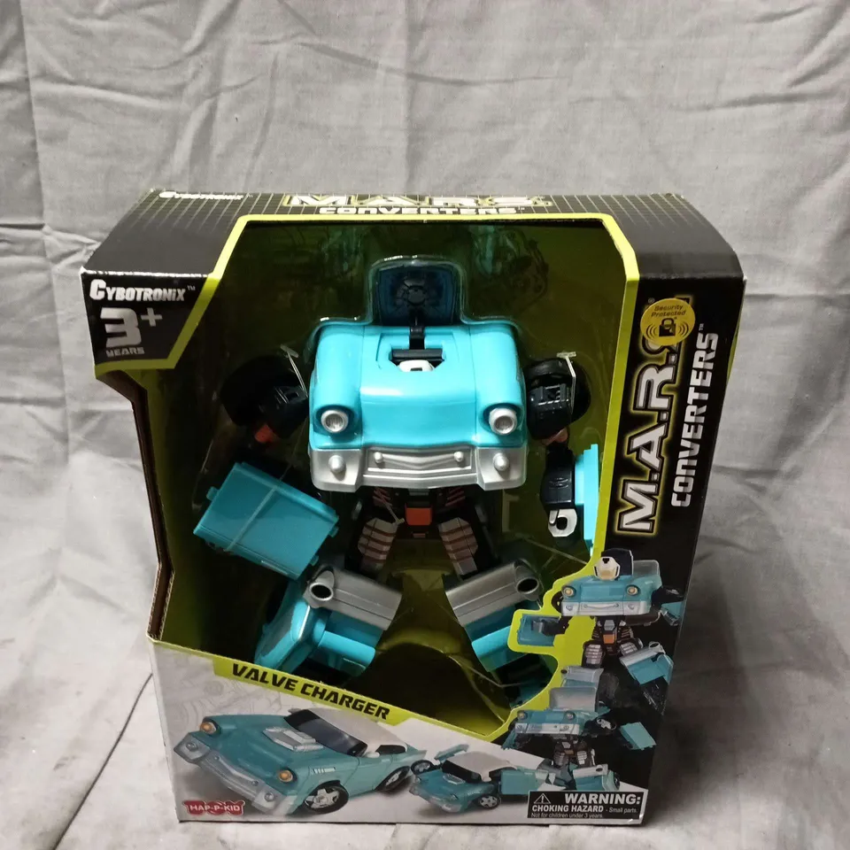 BOXED CYBOTRONIX MARS CONVERTERS VALVE CHARGER TOY