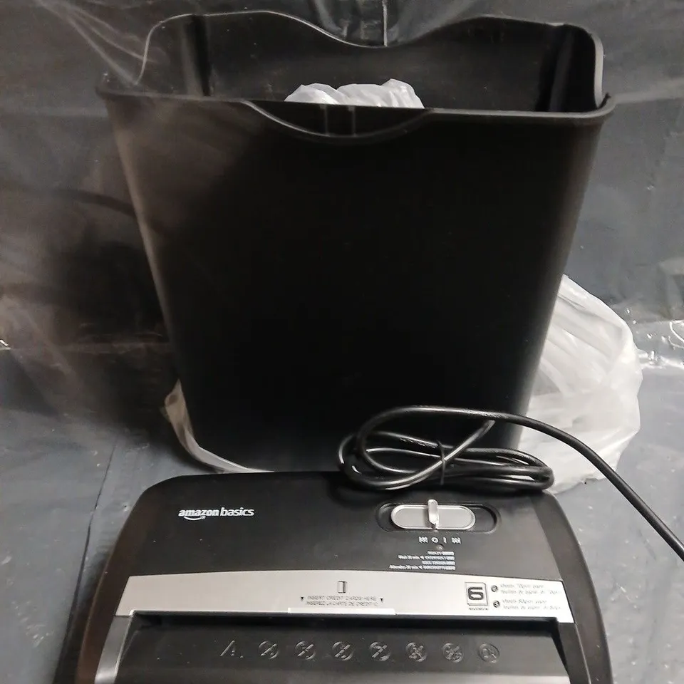 AMAZON BASICS CROSS CUT PAPER SHREDDER 