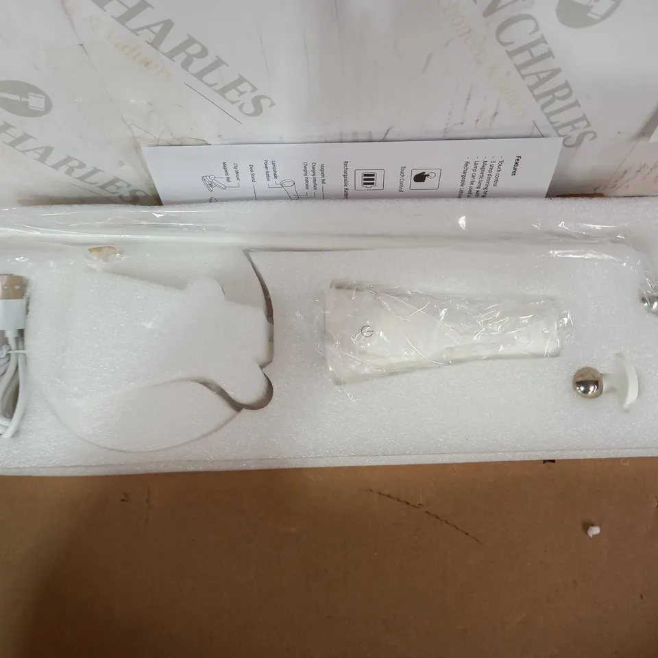 AURAGLOW MAGNETIC DESK LIGHTS WHITE 