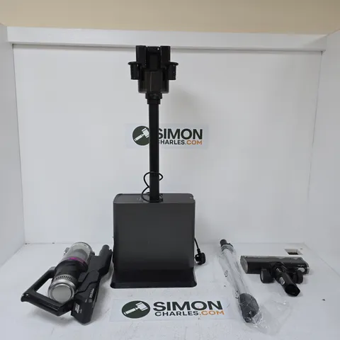 EUREKA DS001-EU BASE STATION WITH BP28225A LI-ION BATTERY AND CLEANING ACCESSORIES