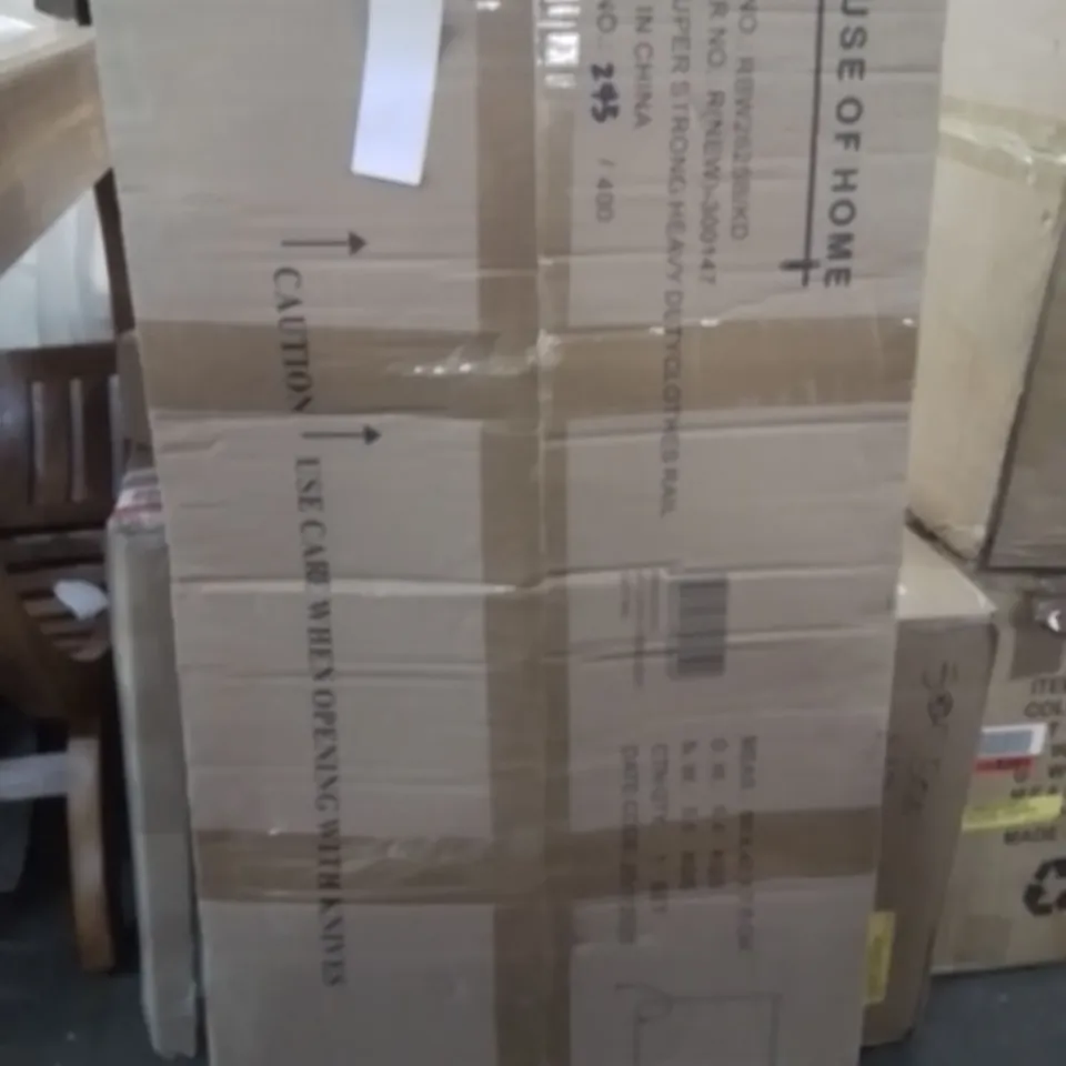 BOXED CLOTHES RAIL SUPERIOR HEAVY DUTY RACK WITH WHEELS 