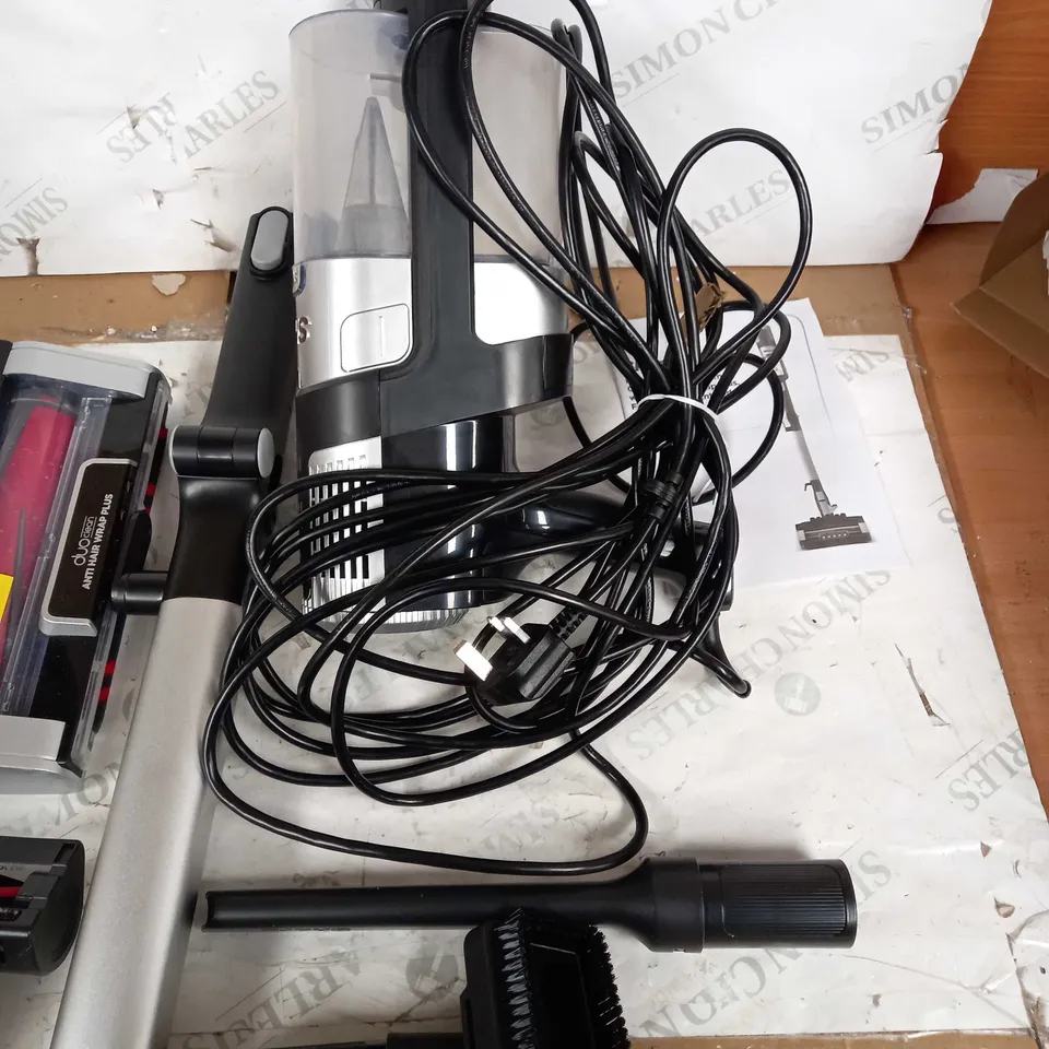 SHARK STRATOS ANTI HAIR WRAP PET PRO VACUUM CLEANER