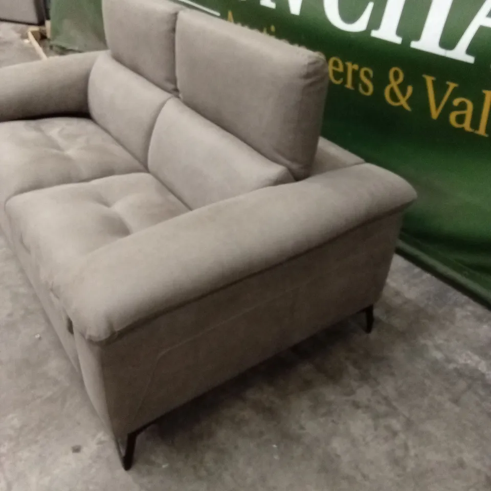 QUALITY DESIGNER ITALIAN MADE MARTINE 2 SEATER MAXI SOFA