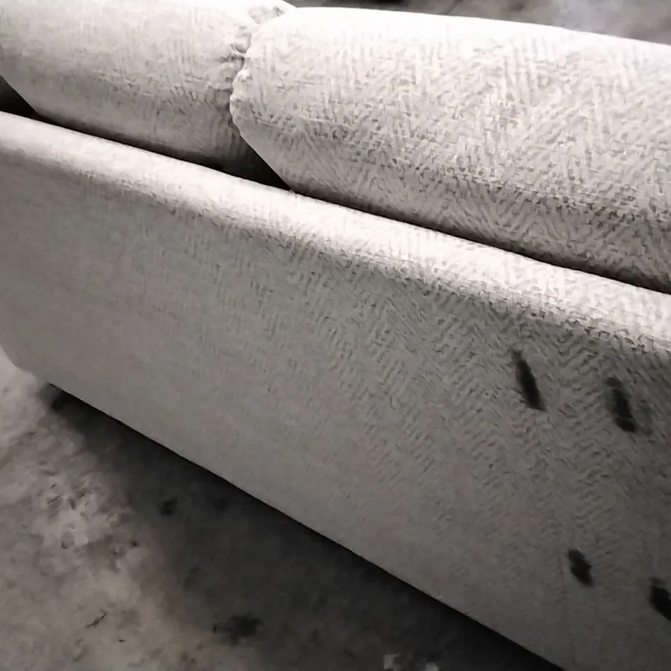 QUALITY BRITISH DESIGNED & MANUFACTURED G PLAN AVON 19 3 SEATER SOFA PINNACLE MIST FABRIC