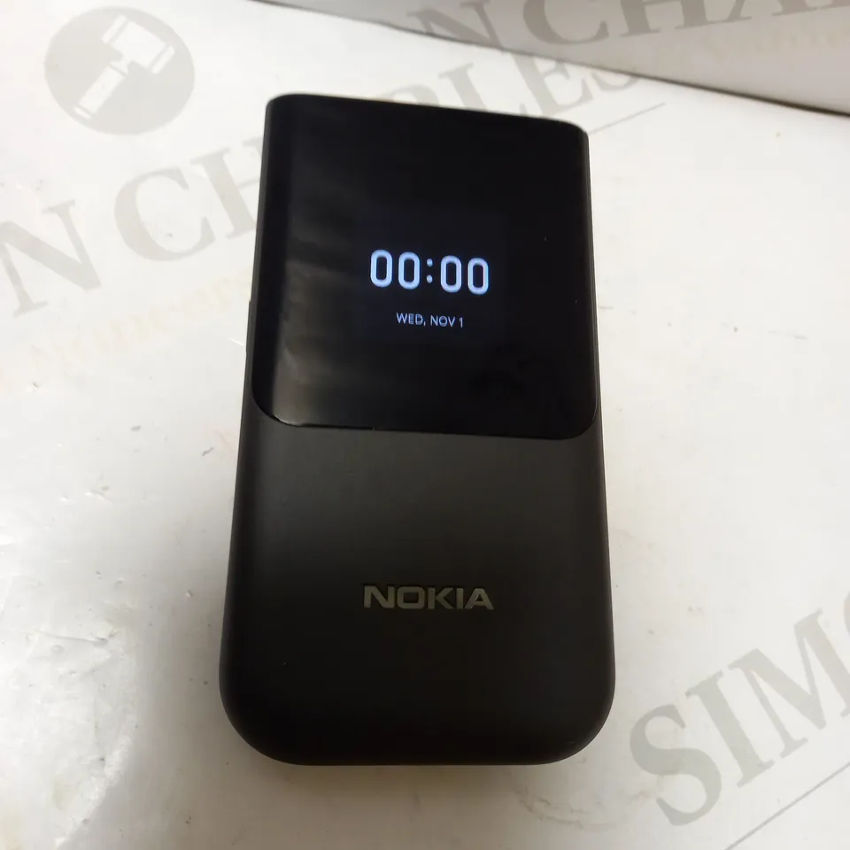 NOKIA 2720 FLIP MOBILE PHONE - BLACK 