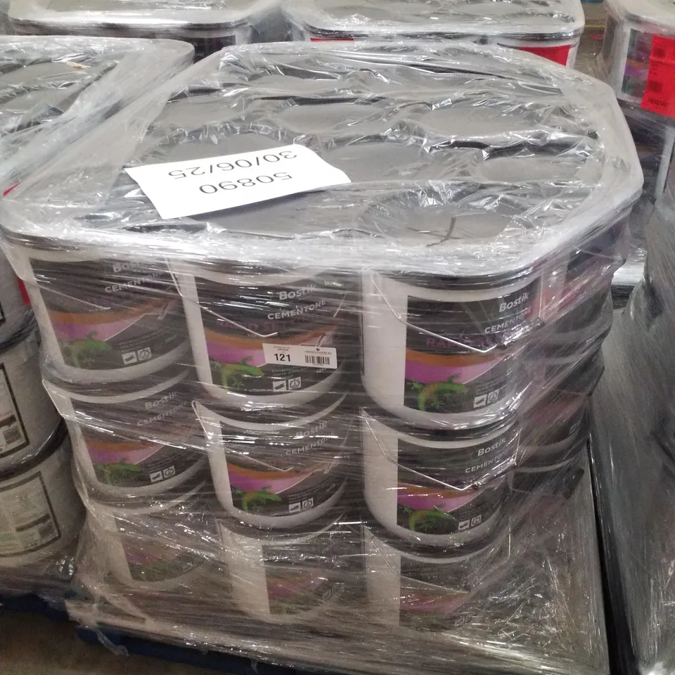PALLET CONTAINING APPROXIMATELY 45 BUCKETS OF BOSTIK CEMENTONE RAPID SETTING WATERPROOF CEMENT 10KG