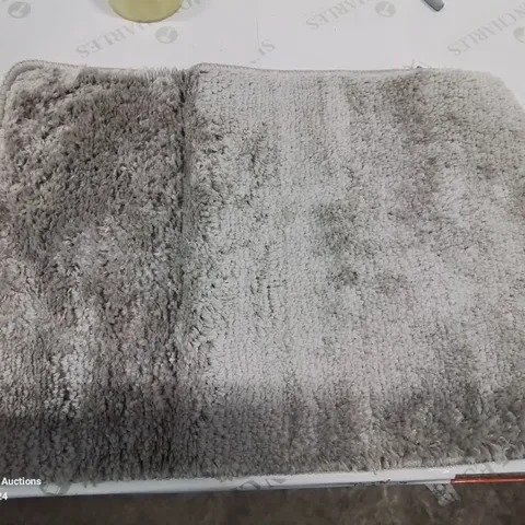 BRAND NEW PACO HOME 750 GREY 40X55CM BATH MAT