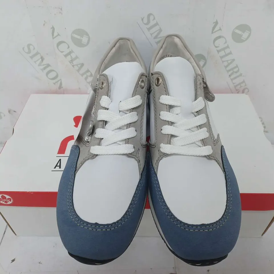 BOXED PAIR OF RIEKER SNEAKERS WITH REMOVABLE INSOLE COMBINATION BLUE - SIZE 39