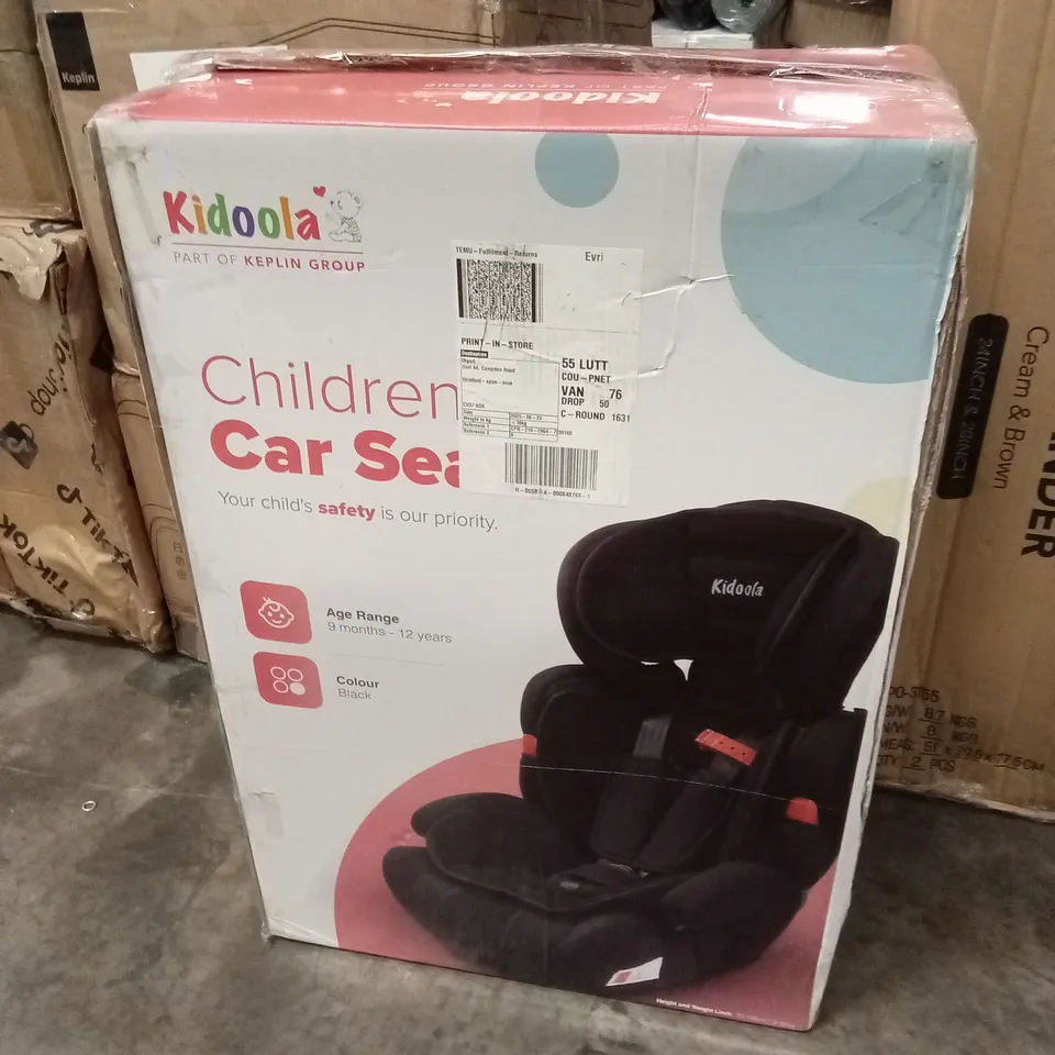 BOXED KIDOOLA CHILDREN'S CAR SEAT 