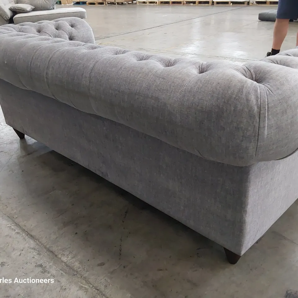 DESIGNER CHESTERFIELD THREE SEATER SOFA GREY PLUSH FABRIC 