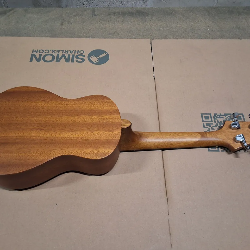 SAMICK UN-2/NS UKULELE – NATURAL WOOD FINISH