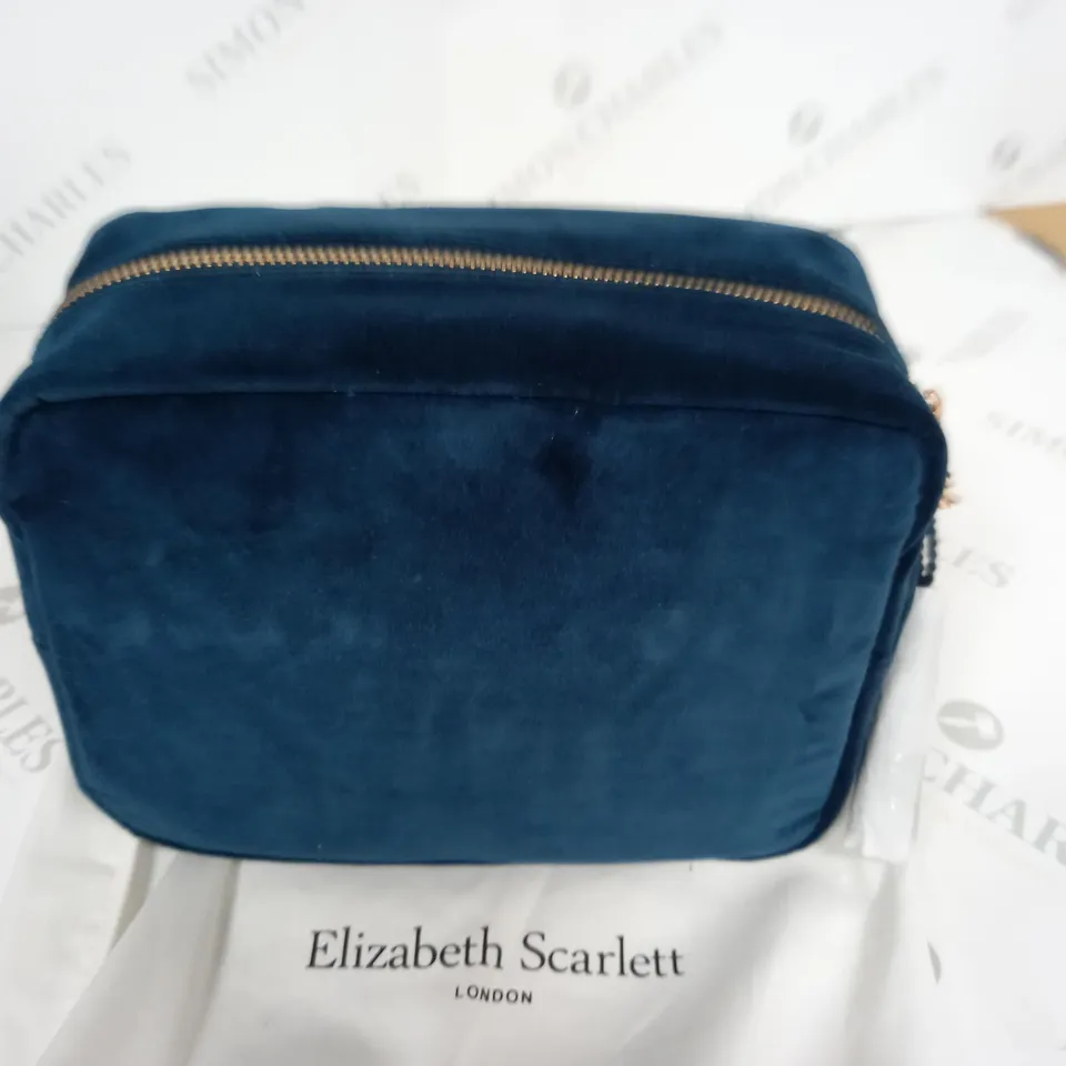 ELIZABETH SCARLETT MARINE NAVY VELVET WASHBAG