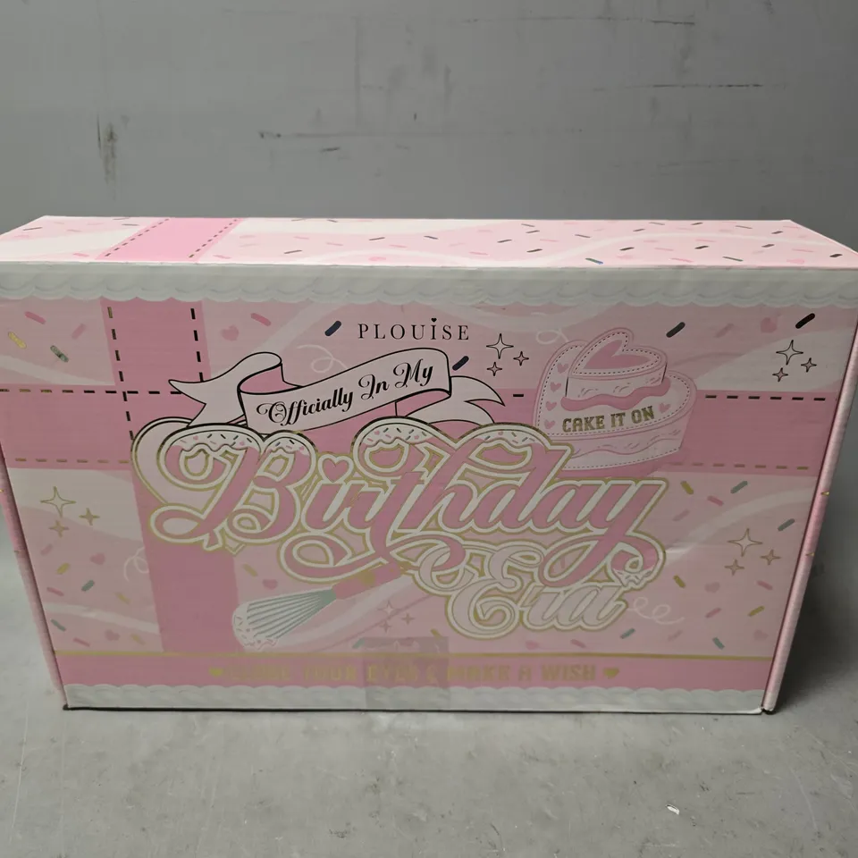 P.LOUISE ASSORTED COSMETIC MYSTERY BOX 