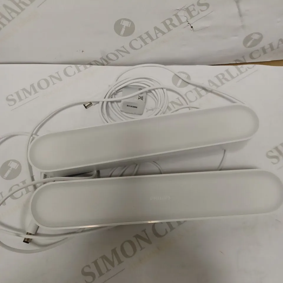 PHILIPS HUE PLAY COLOUR WALL ENTERTAINMENT LIGHT - WHITE