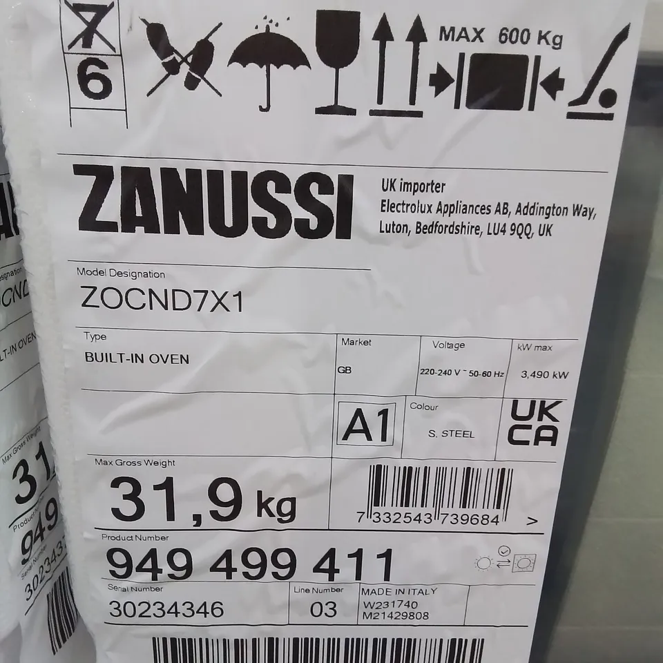 ZANUSSI SERIES 20 FANCOOK BUILT IN CATALYTIC SINGLE OVEN IN STAINLESS STEEL Model ZOCND7X1