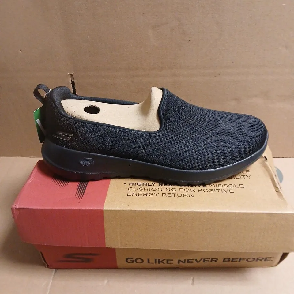 BOXED PAIR OF SKECHERS GO WALK JOY JAYLENE WOMEN'S SLIP-ON SHOES – BLACK, UK 5 