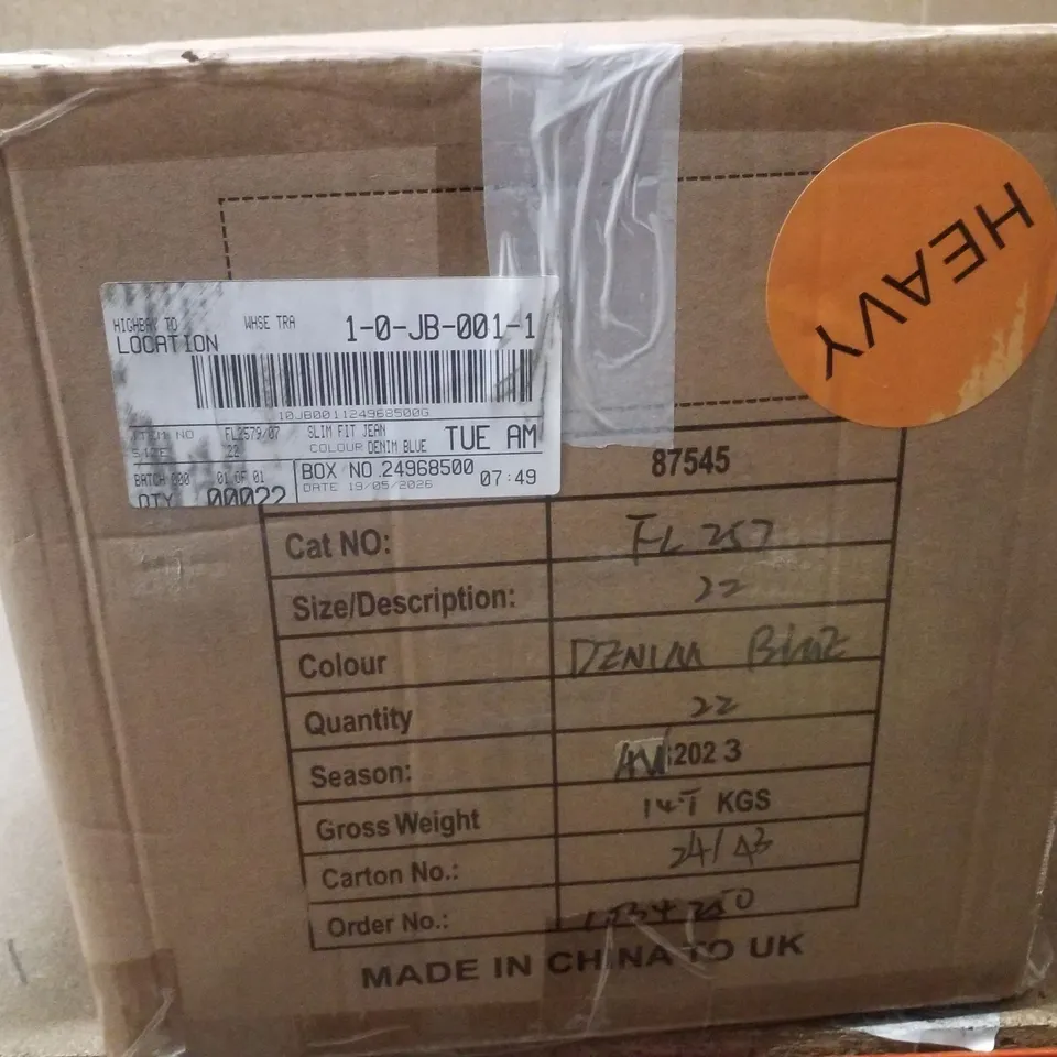 BOX CONTAINING APPROXIMATELY 22 BRAND NEW JULIPA DENIM BLUE SLIM FIT JEANS - SIZE 22