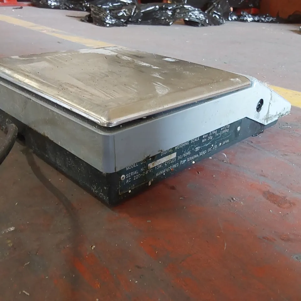 TERAOKA DIGITAL WEIGHING SCALES DS-470