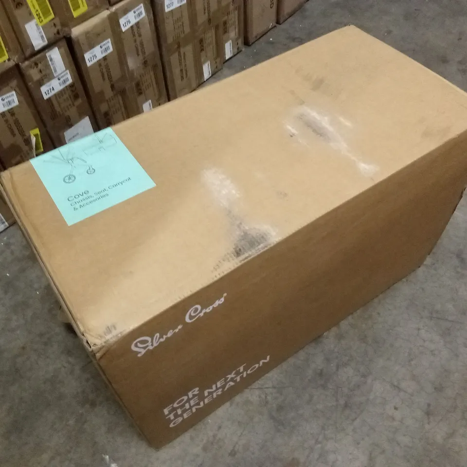 BOXED SILVER CROSS COVE STROLLER AND CARRYCOT (1 BOX)