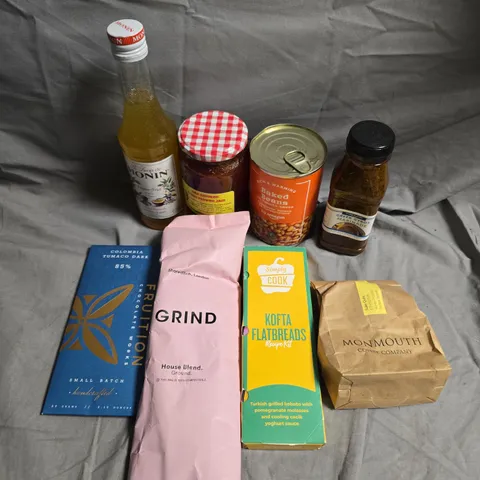 APPROXIMATELY 15 ASSORTED FOOD/DRINK PRODUCTS TO INCLUDE MONMOUTH COFFEE, GYROS MARINADE, GRIND COFFEE ETC 