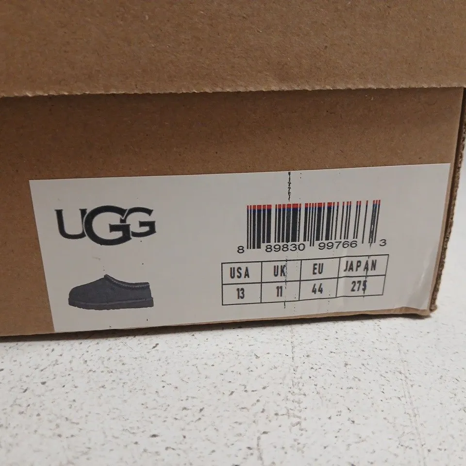 BOXED PAIR OF UGG MEN'S SLIPPERS – UK 11