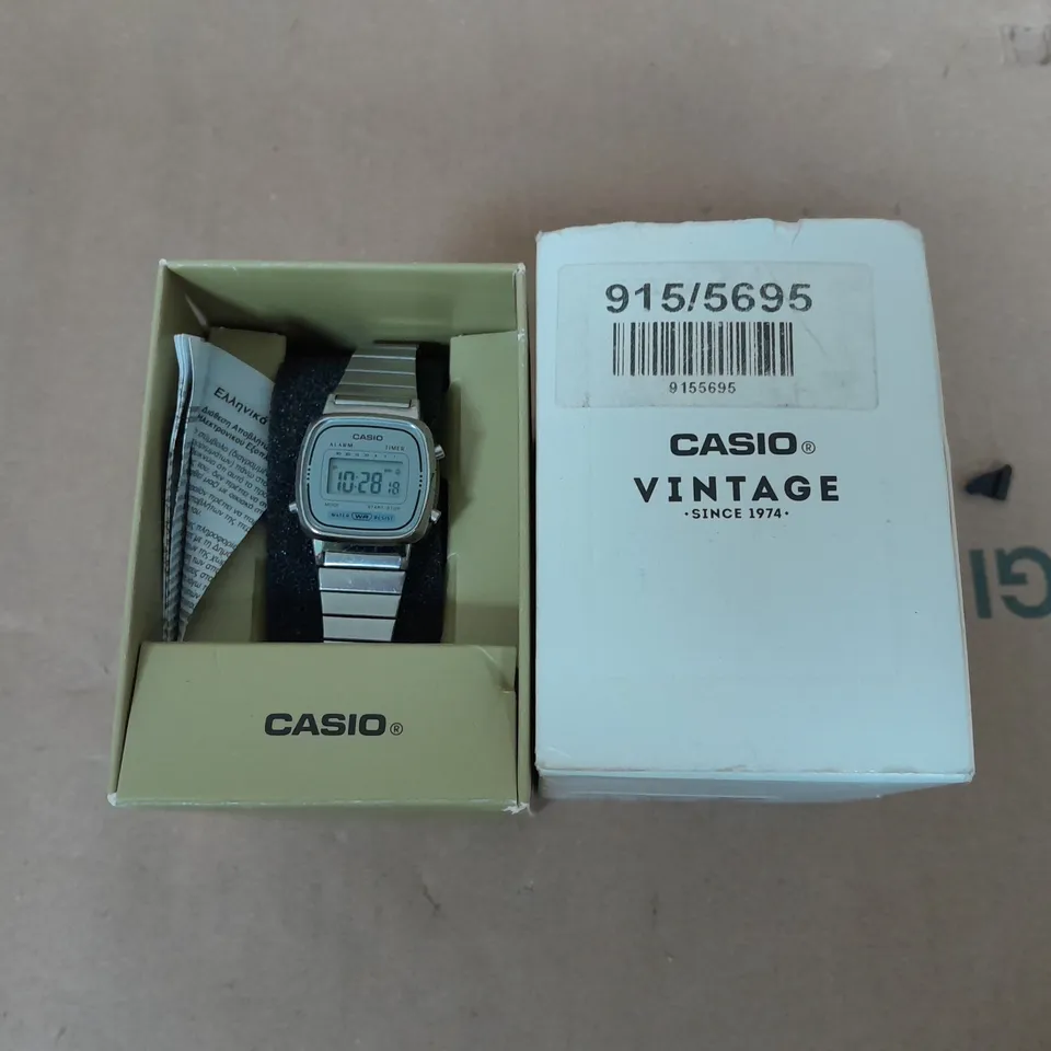 BOXED CASIO VINTAGE WATCH 