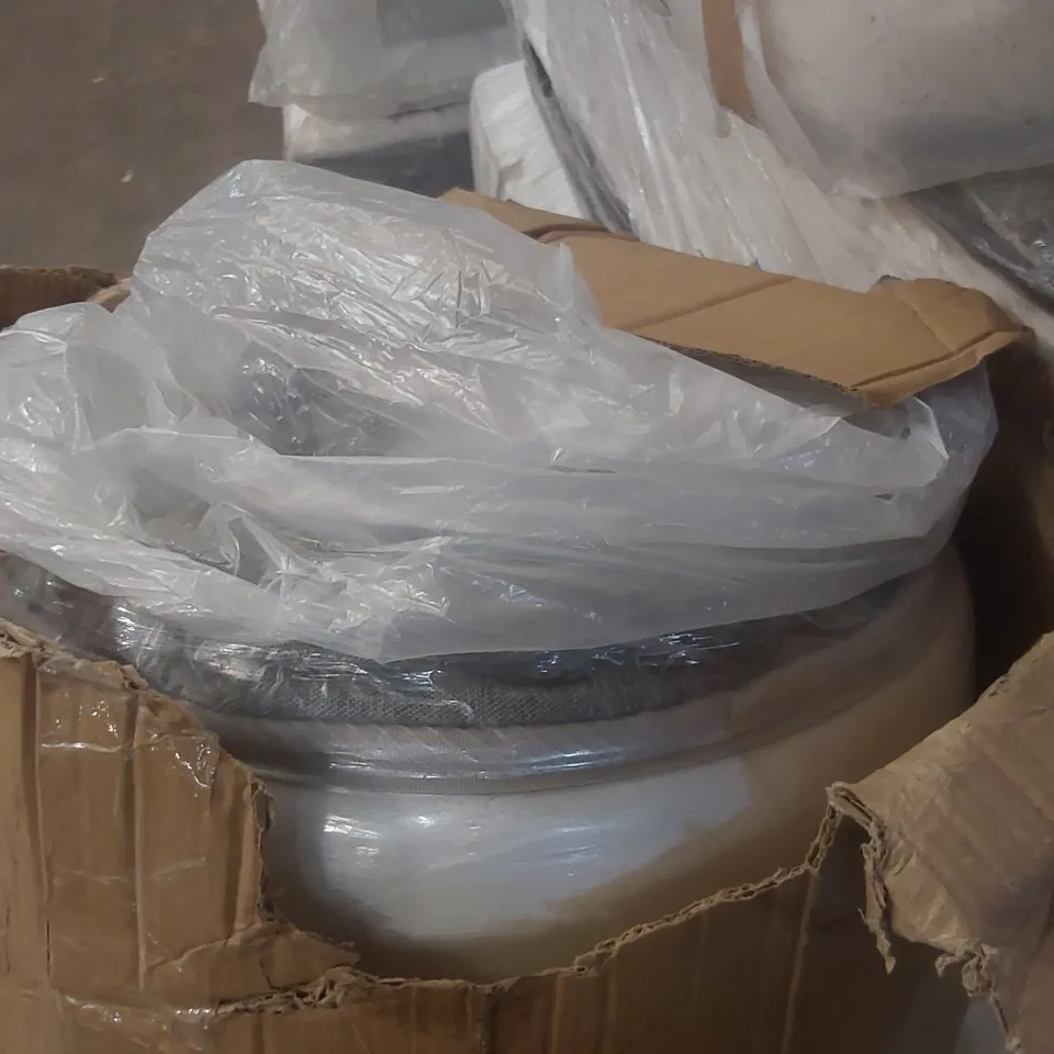 QUALITY BOXED AND ROLLED 5' KING SIZE MATTRESS