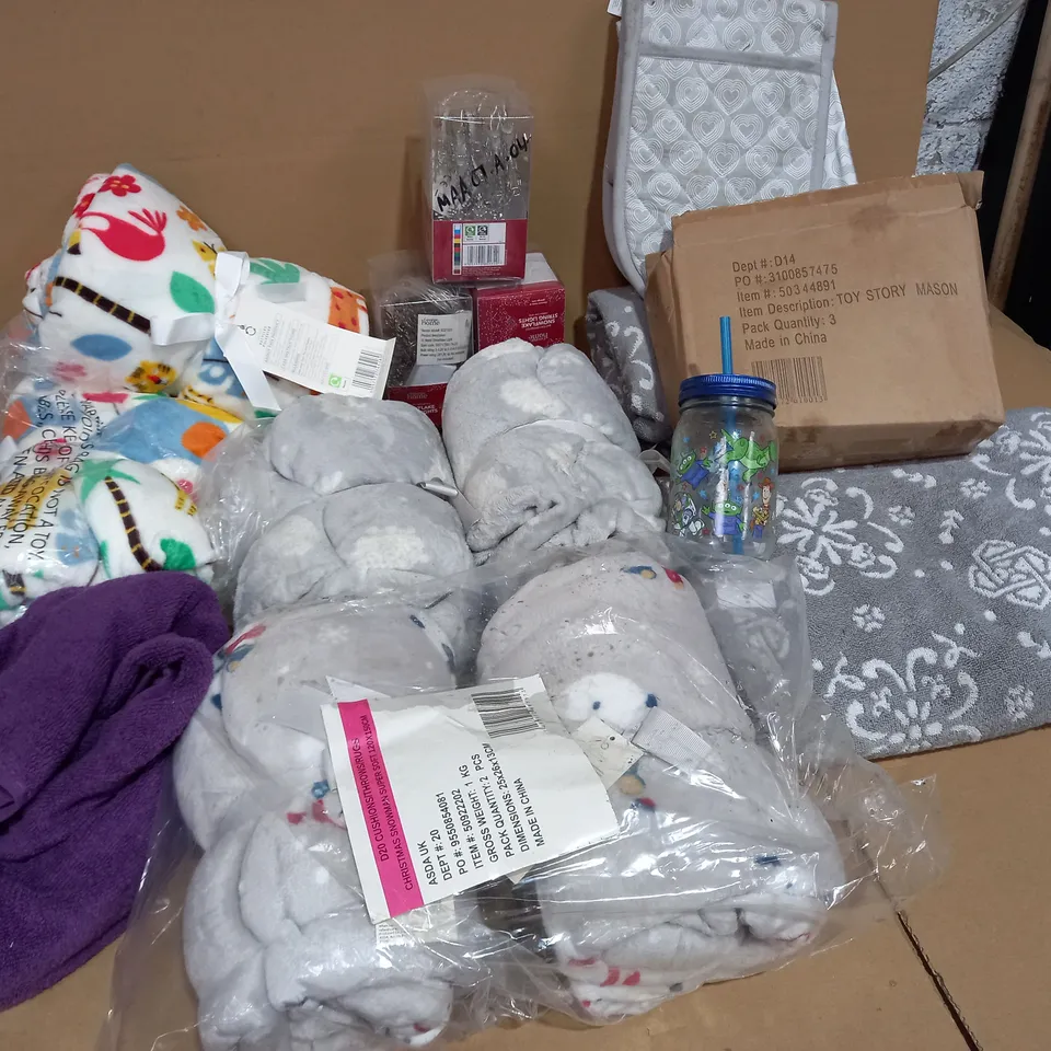 11 ASSORTED ITEMS TO INCLUDE: THROWS, TOY STORY MASONARY JARS, SNOWFLKE STRING LIGHTS 