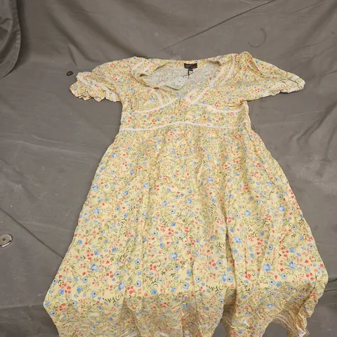NOBODY'S CHILD FLORAL PRINT DRESS – UK 12 (EU 40, USA 6) SOFT YELLOW
