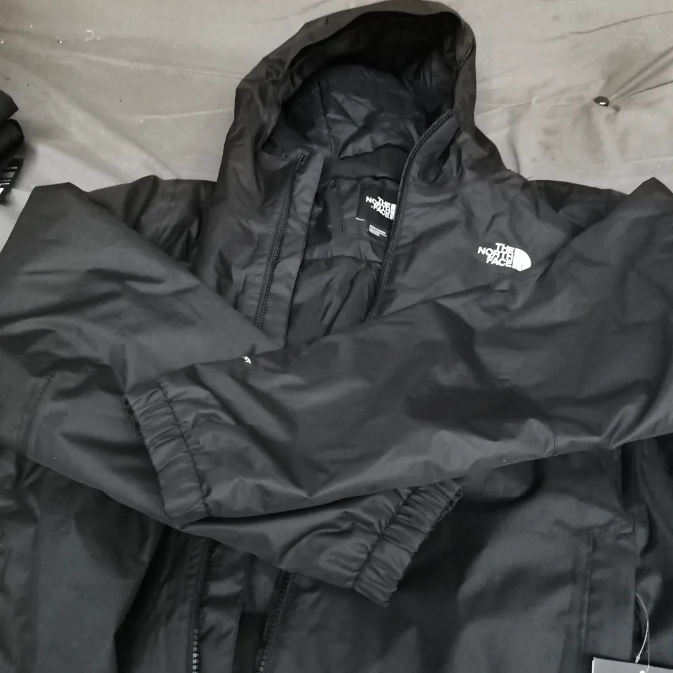 THE NORTH FACE QUEST INSULATED JACKET – BLACK – UK XL