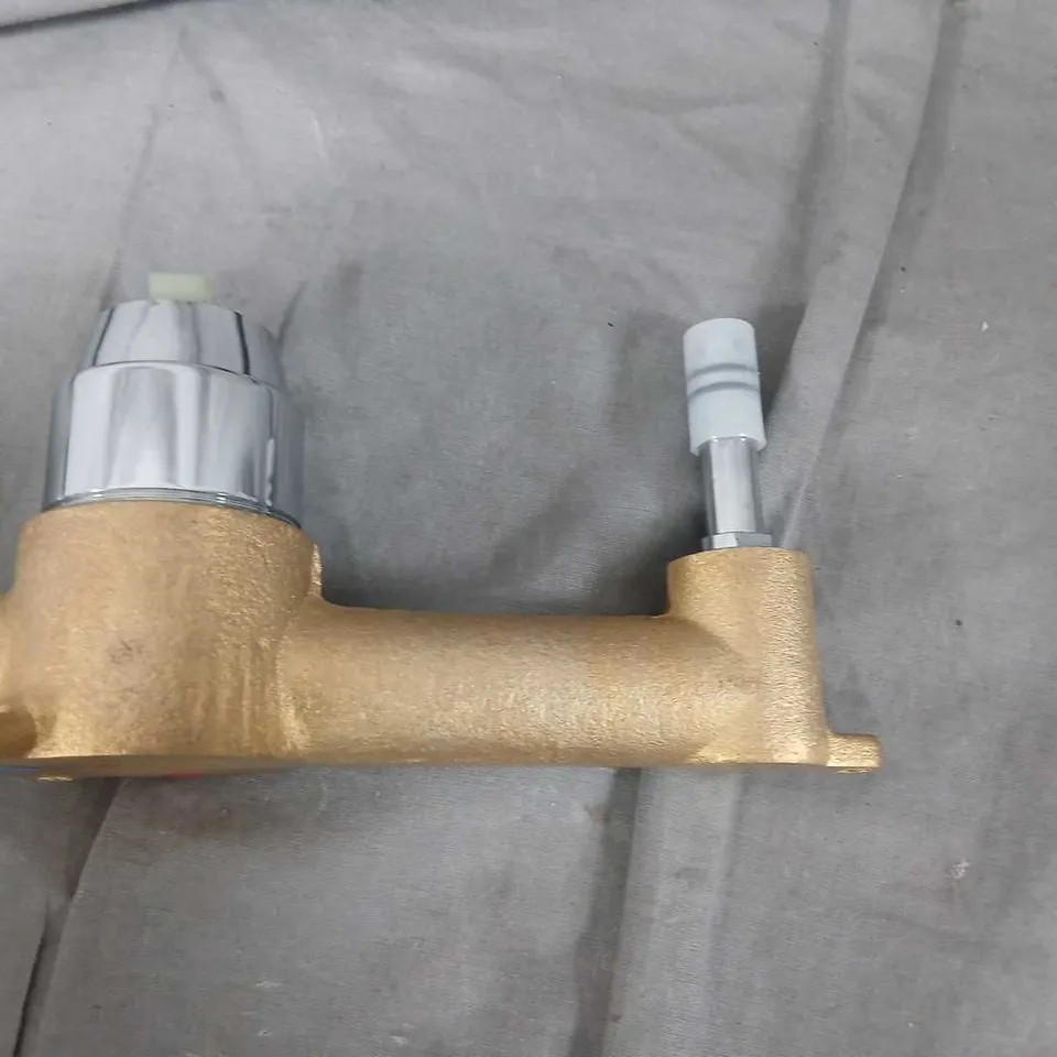 NIAGARA SOHO WALL MOUNTED BASIN MIXER – CAVALIER BATHROOMS