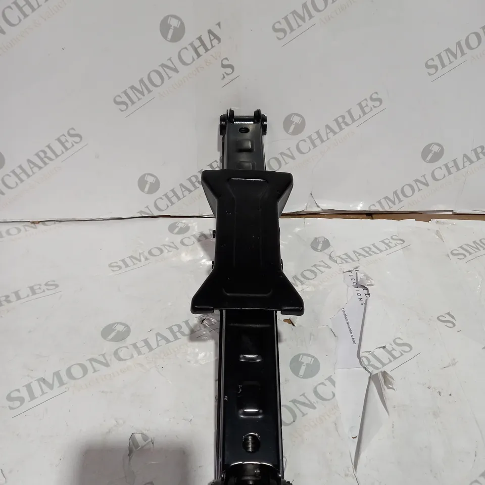 BOXED UNBRANDED CAR FLASH VEHICLE JACK