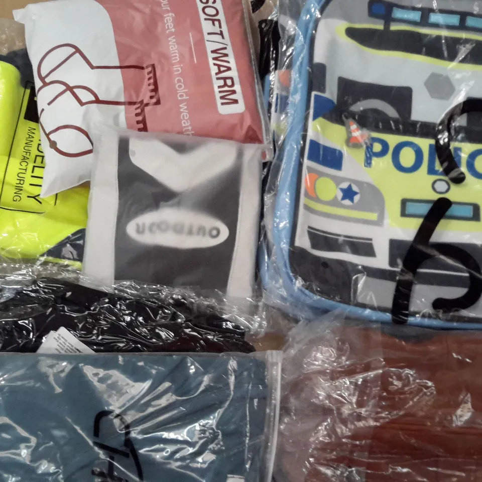 LARGE QUANTITY OF ASSORTED CLOTHING ITEMS TO INCLUDE SOCKS, BAGS AND TOPS ECT