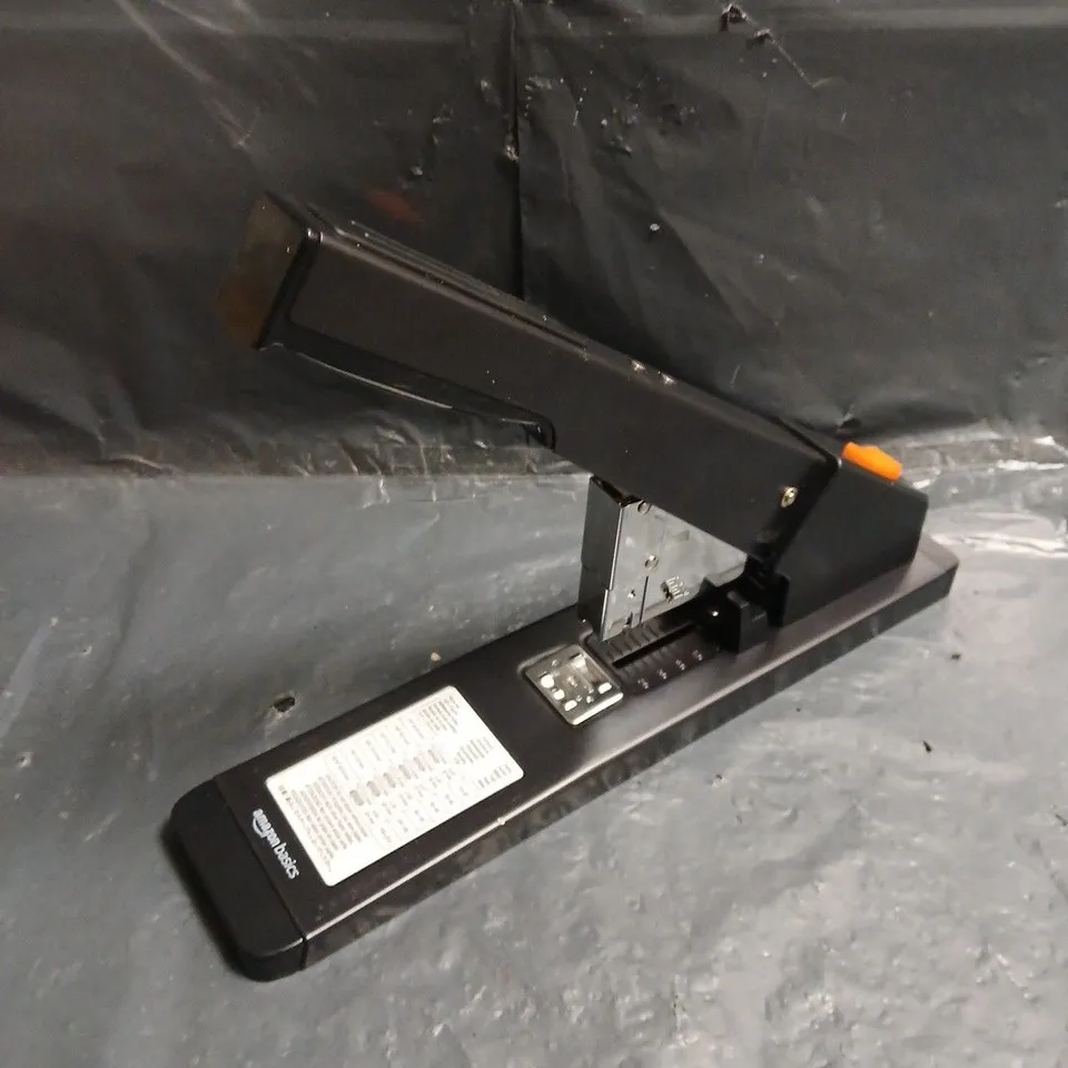 AMAZON BASICS HAND OPERATED OFFICE STAPLER 