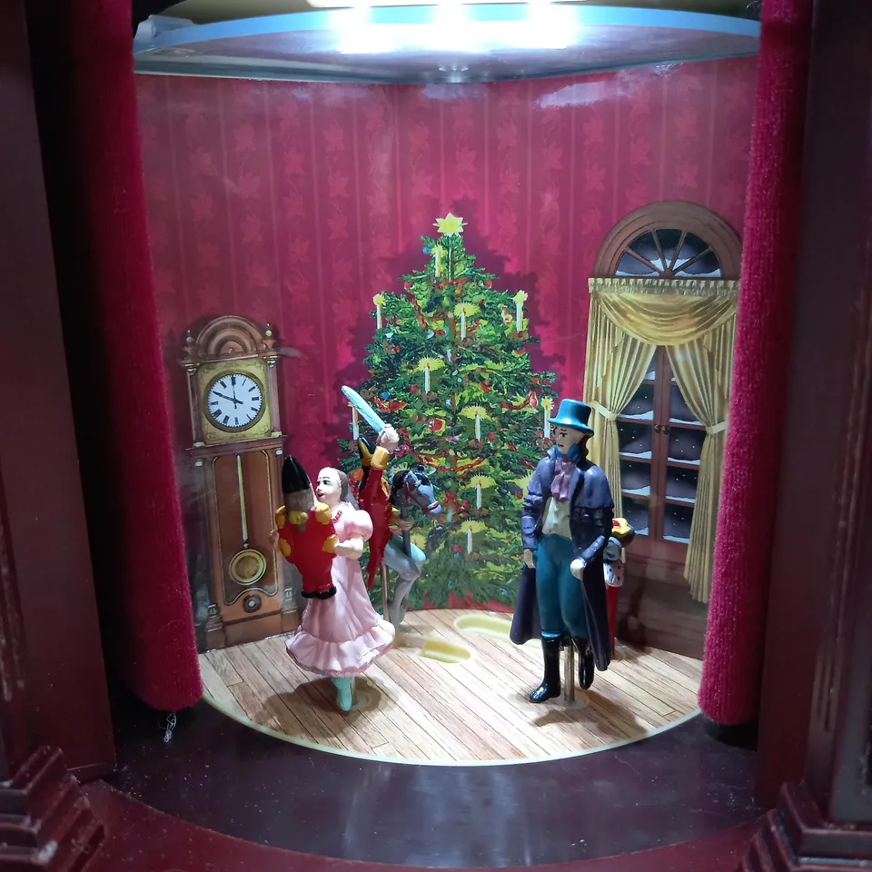 BOXED MR CHRISTMAS MUSICAL NUTCRACKER SUITE SCENE CHANGER