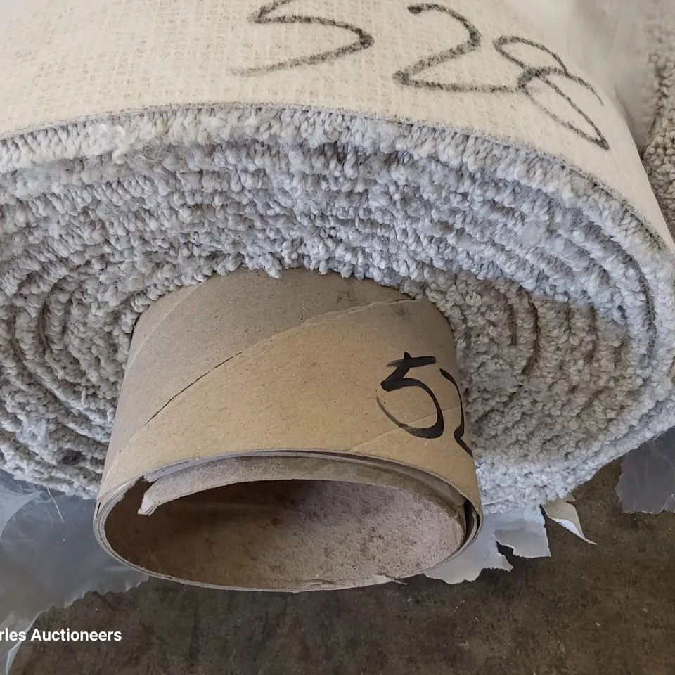 ROLL OF QUALITY FREEDOM CANVASS CARPET APPROXIMATELY 5M × 12.5M