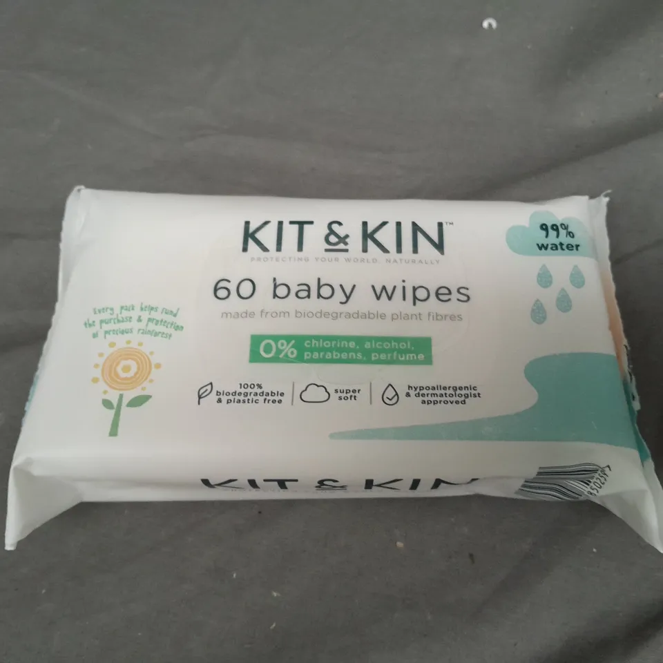 APPROXIMATELY 10 PACKS OF 60 KIT & KIN BABY WIPES 