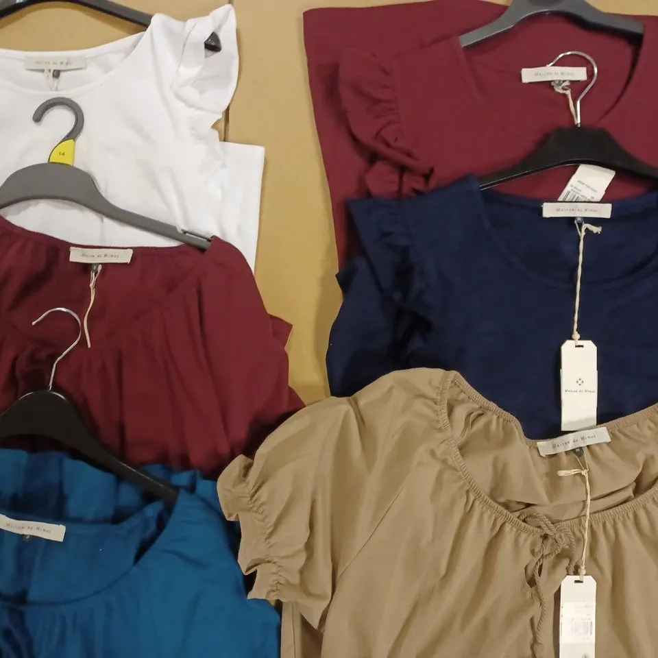 BOX OF APPROX 6 ASSORTED ITEMS OF MAISON DE NIMES CLOTHING IN VARIOUS SIZES AND STYLES
