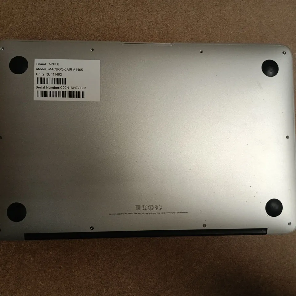 APPLE MACBOOK AIR A1465 LAPTOP