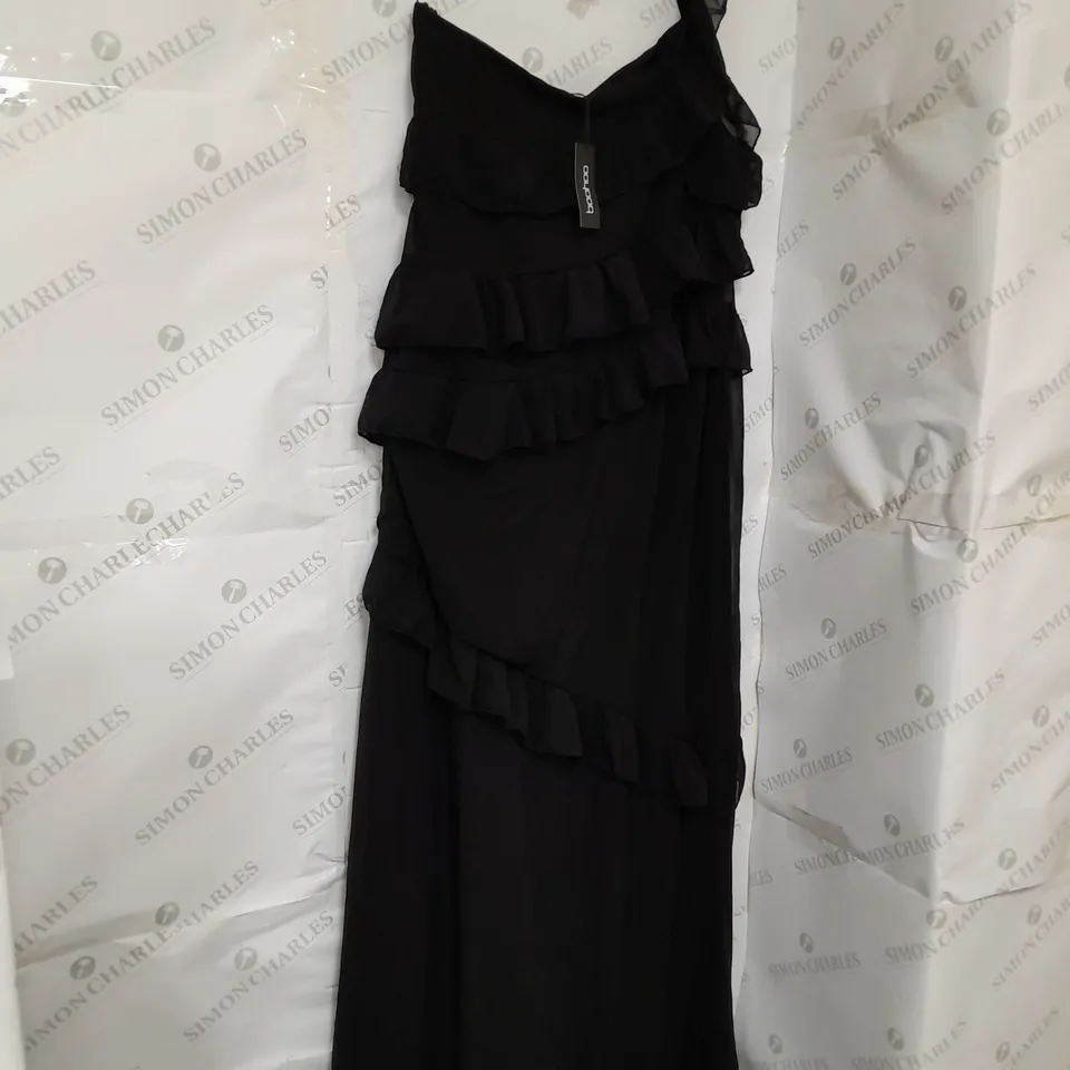 BOOHOO PLUS RUFFLE ONE SHOULDER MAXI DRESS IN BLACK SIZE 18