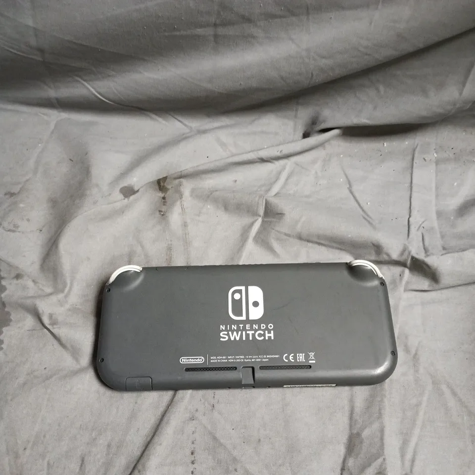 NINTENDO SWITCH HANDHELD CONSOLE 