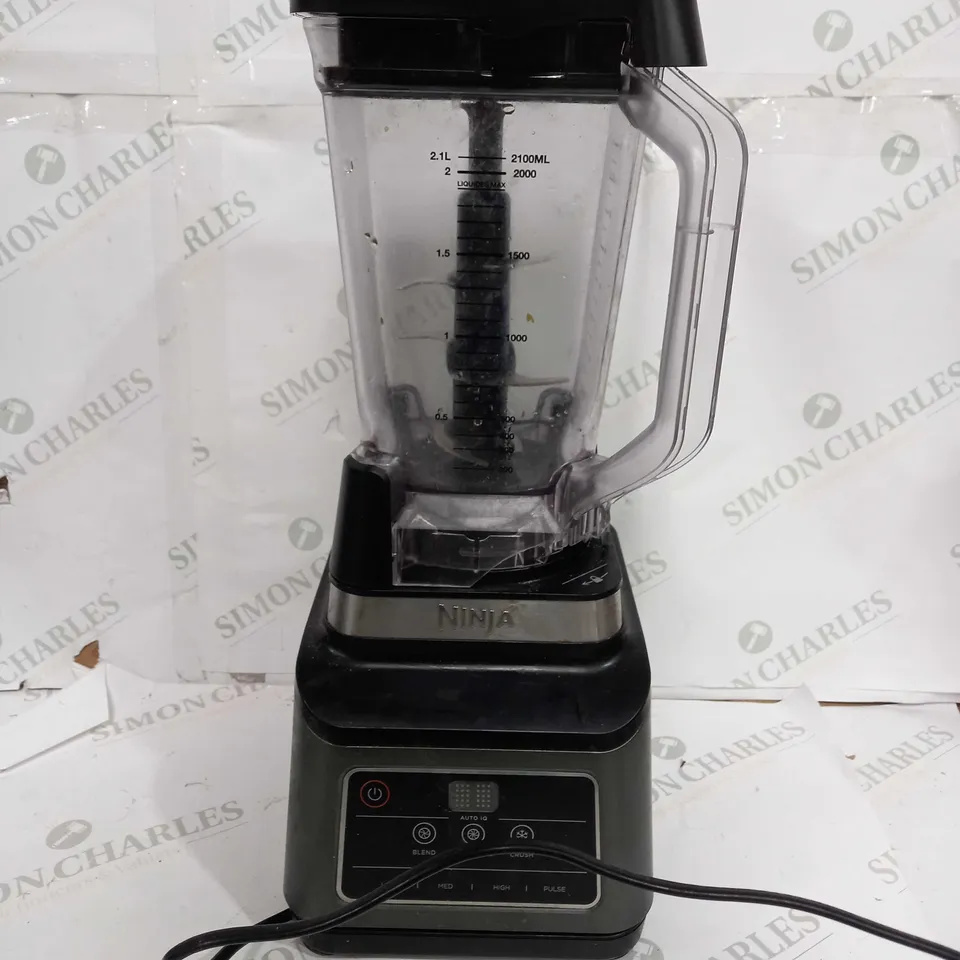 NINJA 2 IN 1 BLENDER WITH AUTO-IQ BN750UK