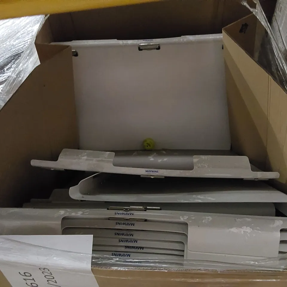 PALLET OF APPROXIMATELY 20 MAYWINS LARGE CLIP BOARDS