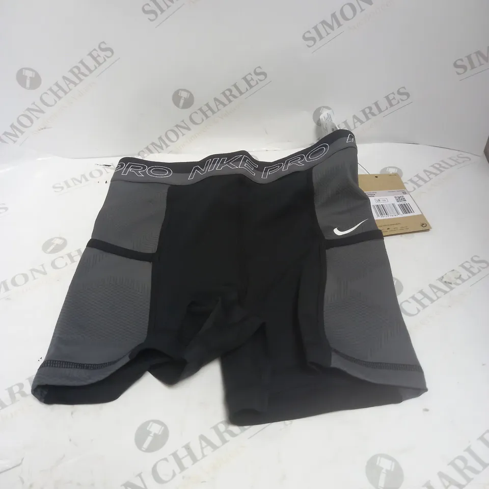 NIKE PRO WOMANS SHORTS - XS