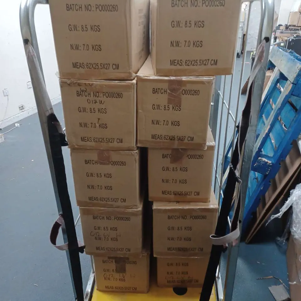 LOT CONTAINING APPROXIMATELY 200 EMCOLITE FIRE012LV 100 MINUTES FIRE RATED MR16 12V LOW VOLTAGE EYEBALL DOWNLIGHTS 